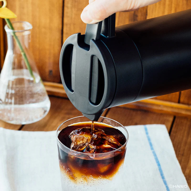 Hario Isolierkanne 800ml – Doppelwandig &amp; Keramik innen