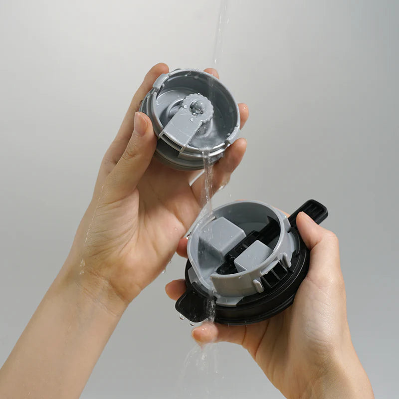 Hario Isolierkanne 800ml – Doppelwandig &amp; Keramik innen