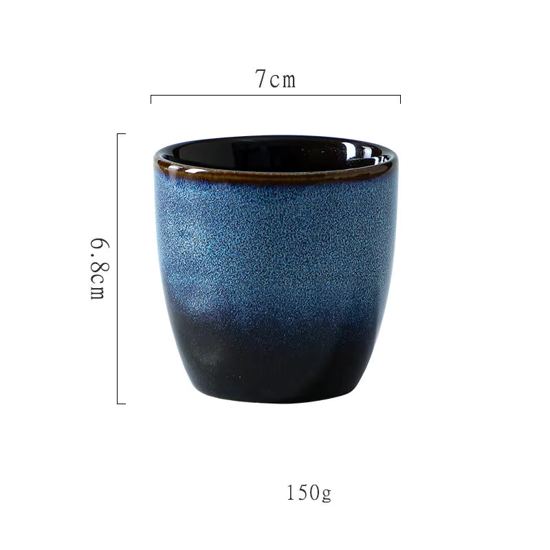 japanische Keramik-Kaffeetasse, 150ml, mehrfarbig Marineblau mit Verlauf, glänzend, mit leichten Vertiefungen für die Finger und für angenehme Haptik